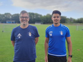 Tom Hogrefe (rechts) übernimmt die Landesligamannschaft - vorübergehend assistiert von Jan Tennert (links)